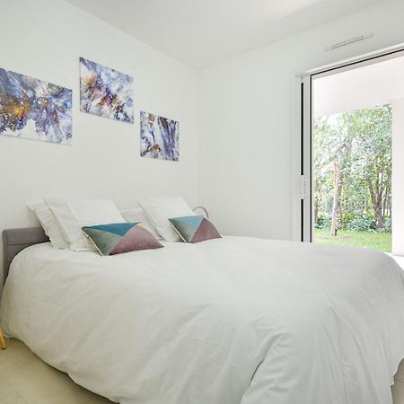 T3 Neuf - C13 - Jardin-Terrasse Et Piscine - Acces Direct Plages Et Centre Village Saint-Cyr-sur-Mer Exteriör bild